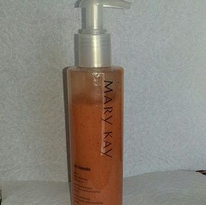 Mary Kay Satinhands Peach Hand scrub